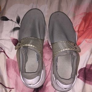 Gray Nike Sock Darts